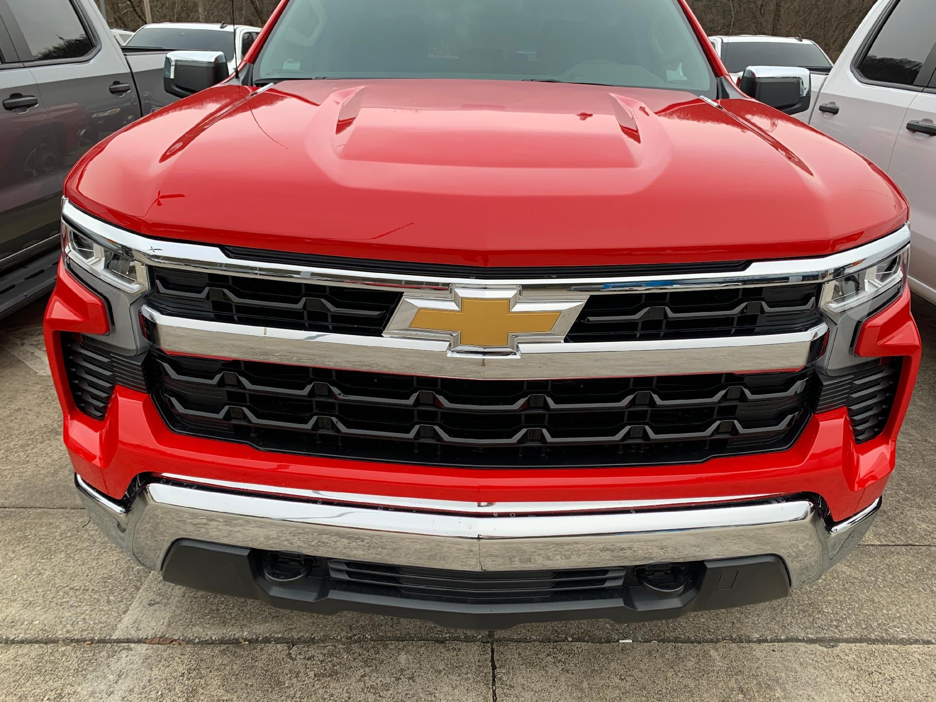 2026 Chevrolet Silverado 1500 — side profile view