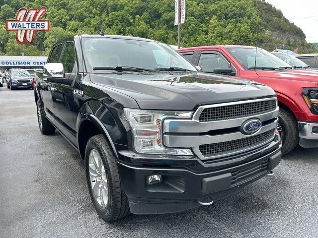 2020 Ford F-150 Platinum 4WD SuperCrew 5.5' Box in Agate Black Metallic — front three-quarter view