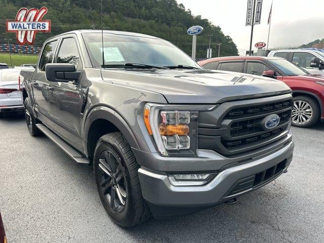 2023 Ford F-150 XLT 4WD SuperCrew 5.5' Box in Carbonized Gray Metallic — front three-quarter view