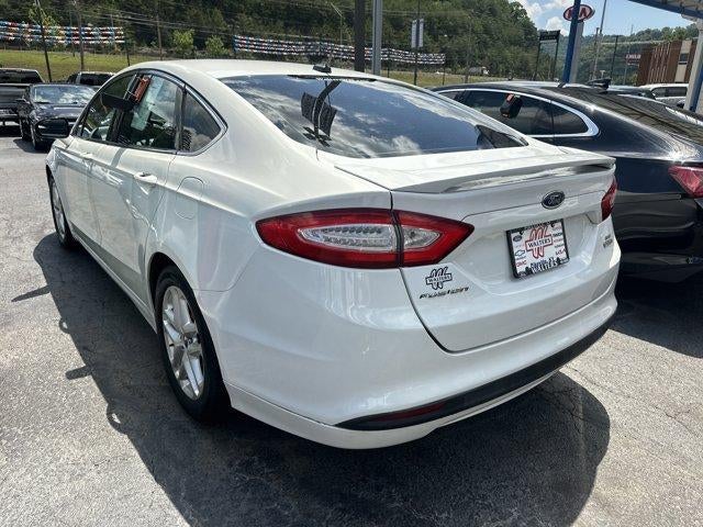 2013 Ford Fusion — detail view