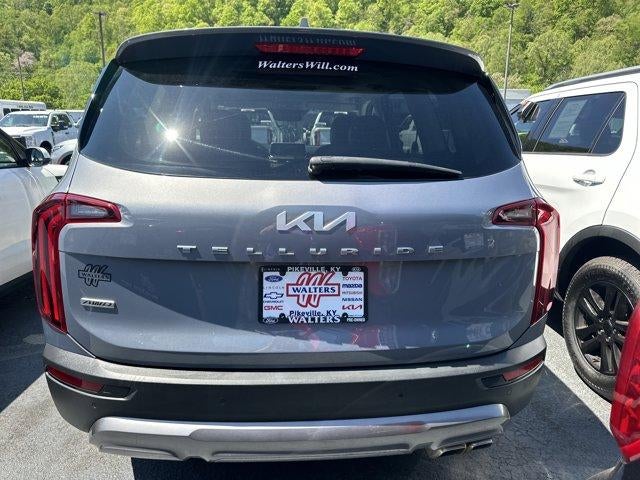 2022 Kia Telluride — rear three-quarter view