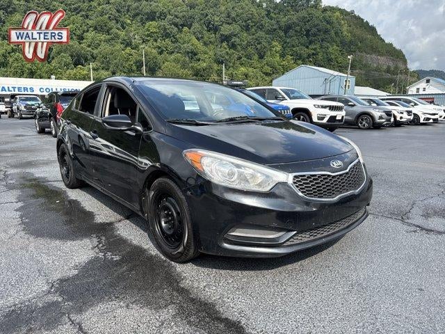 2016 Kia Forte 4dr Sdn Auto LX in Aurora Black Pearl — front three-quarter view