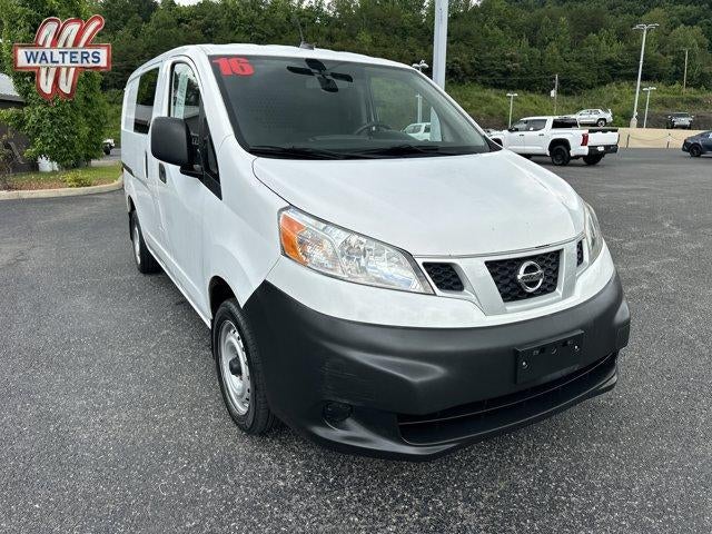 2016 Nissan NV200 I4 SV in Fresh Powder — front three-quarter view
