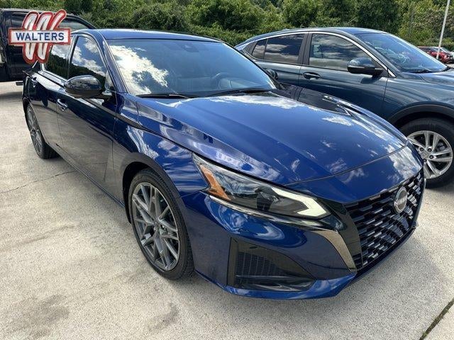 2023 Nissan Altima 2.0 SR Sedan in Deep Blue Pearl — front three-quarter view