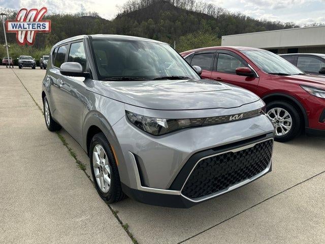 2025 Kia Soul LX FWD in Steel Gray — front three-quarter view